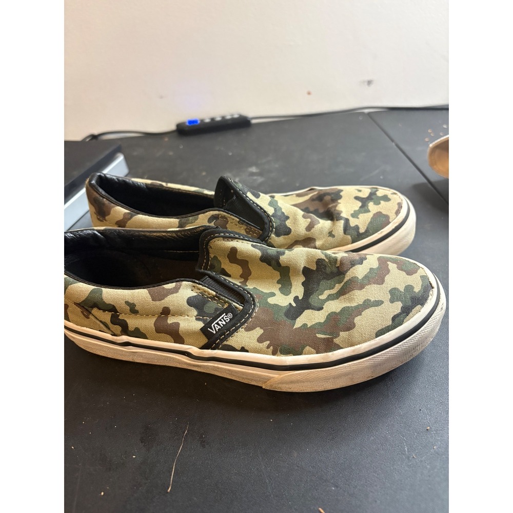 Vans Kids Classic Slip-On Camo Woodland Canvas Sneakers Green Brown Size 3.0